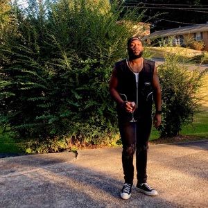 Entire Outfit Pictured